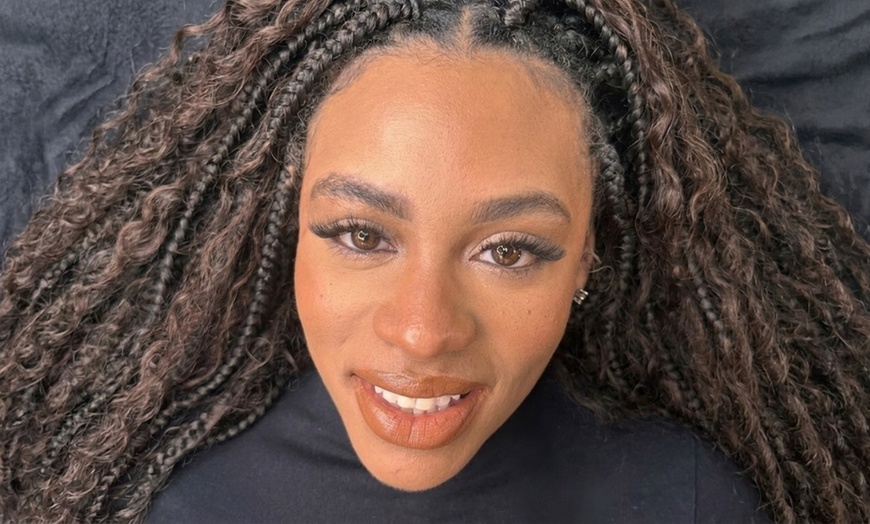 Image 2: Custom Lash Extensions & Fill-in for Enhanced Eye Beauty