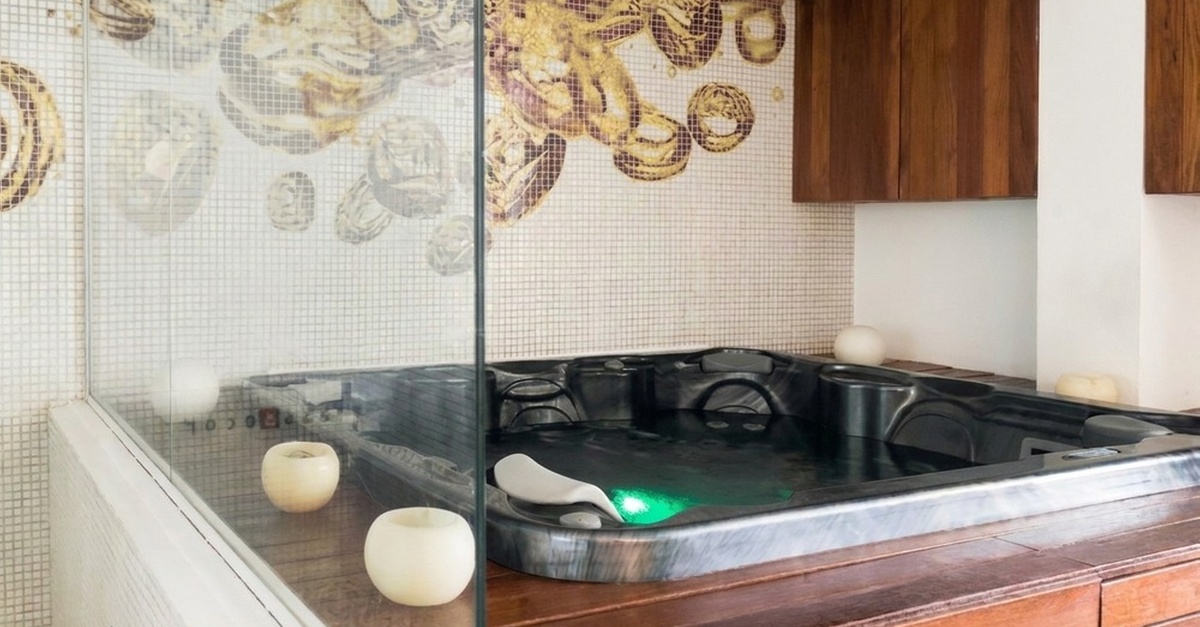 Spa privado para dos con hidromasaje en Valencia