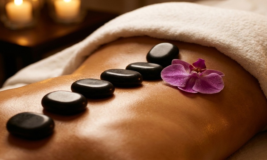 Image 4: Full Body or Couples Massage at Five Star Gold Foot Spa