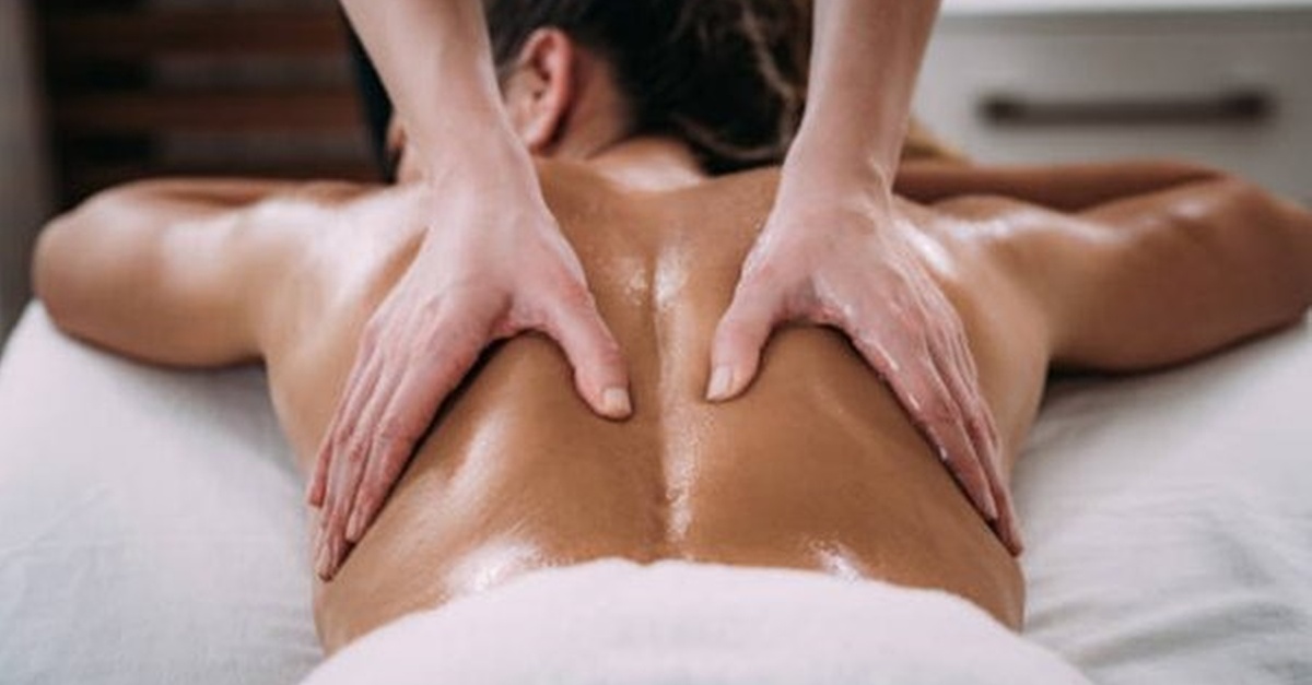 Masaje o ritual de cuerpo completo para una persona en Tarragona