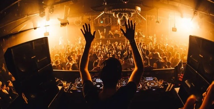 Downtown Los Angeles Club Crawl for One - La Epic Club Crawls
