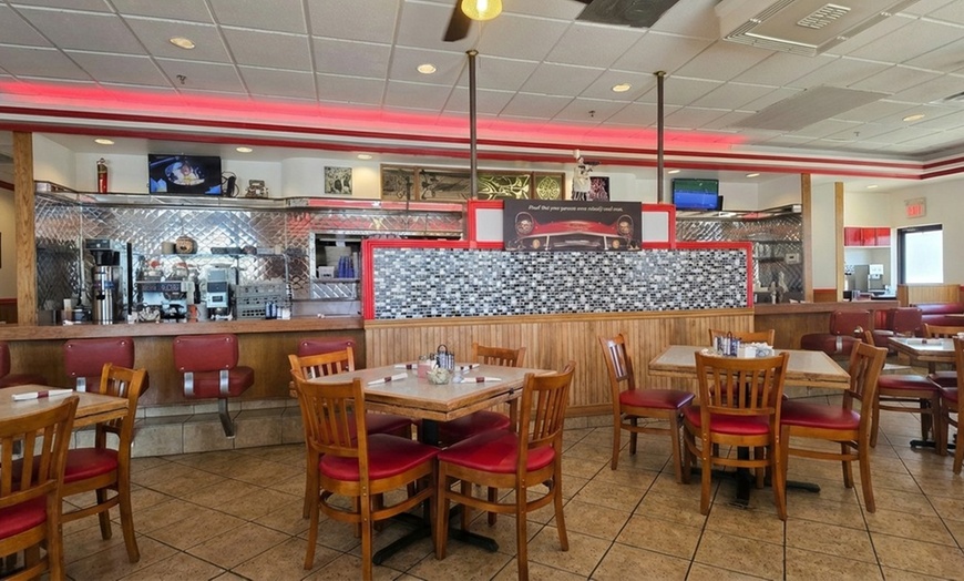 Image 4: Brunch: General Spend or Package for Two with Entrees & Drinks