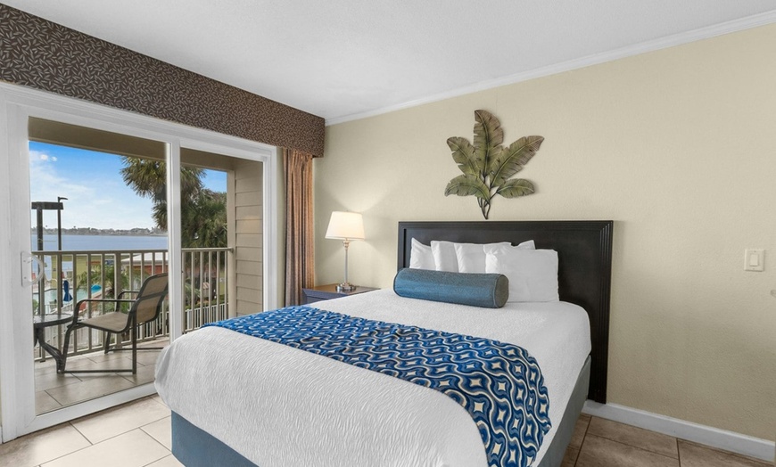 Image 34: Tampa Bay Waterfront Suites with Private Beach