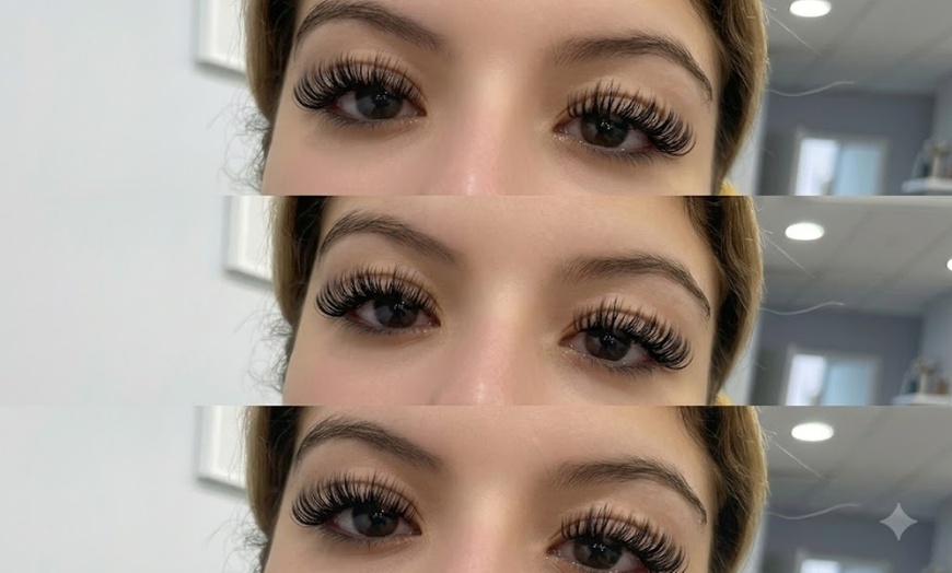 Image 5: Custom Eyelash Extensions: Classic, Hybrid, Volume, Mega, Super Mega