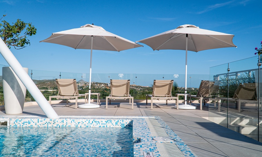 Image 6: Flamboyan Hotel & Residences: Hotel Stay with Rooftop & Restaurant