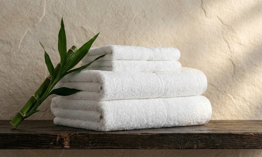 Image 8: Couples or Individual 60 or 90-minute Massage at Amenity Spa 85