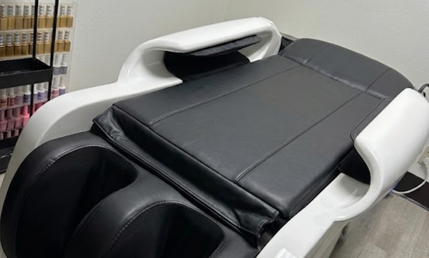 Image 3: Head Spa Treatments, Scalp Massages & Blowouts | JaneRockstar