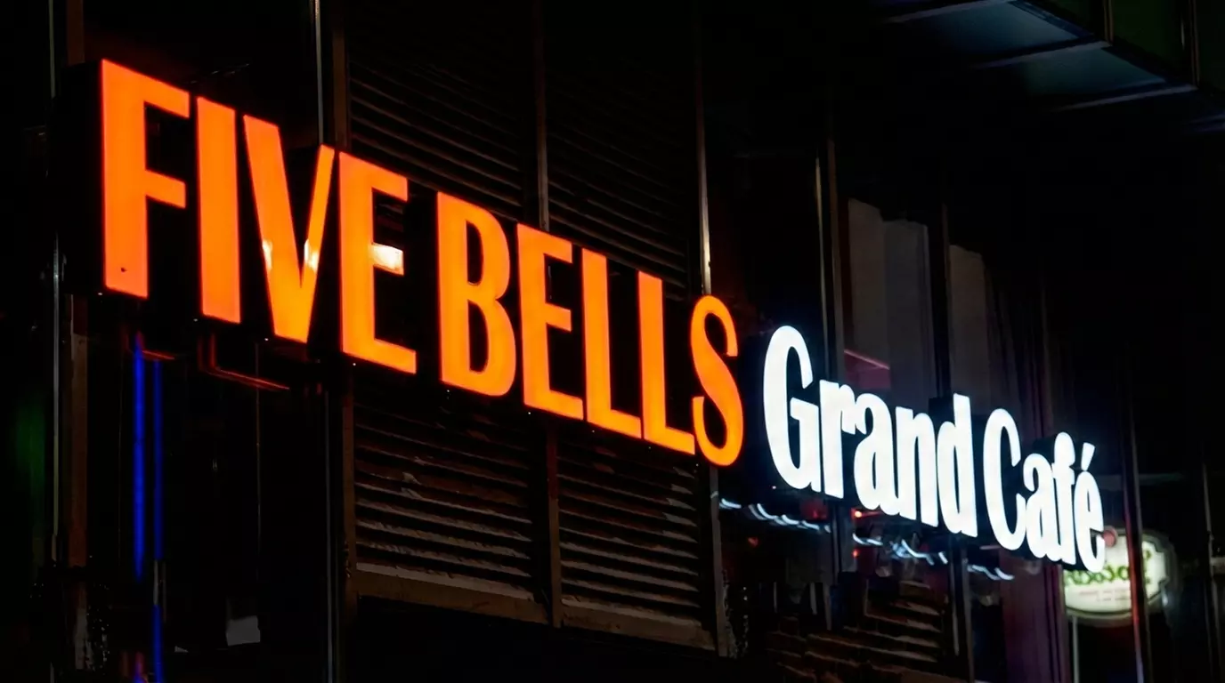 3-gangenmenu voor 1, 2, 3 of 4 personen bij Five Bells in het bruisende Nieuwezijds Kolk in Amsterdam (27% korting) - Primary Image