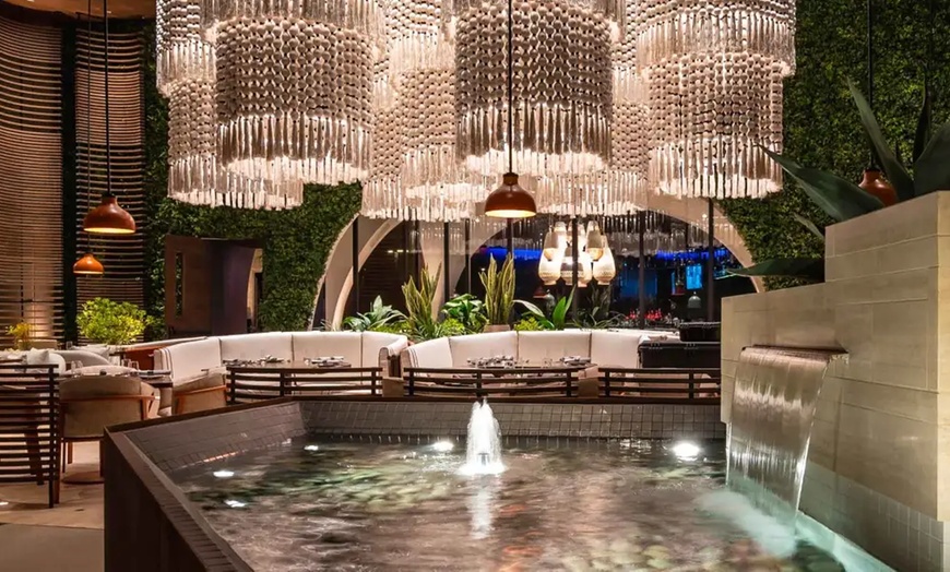 Image 15: Member-Only Deal: 4-Star Luxury Rooms in Las Vegas w/ Casino Access
