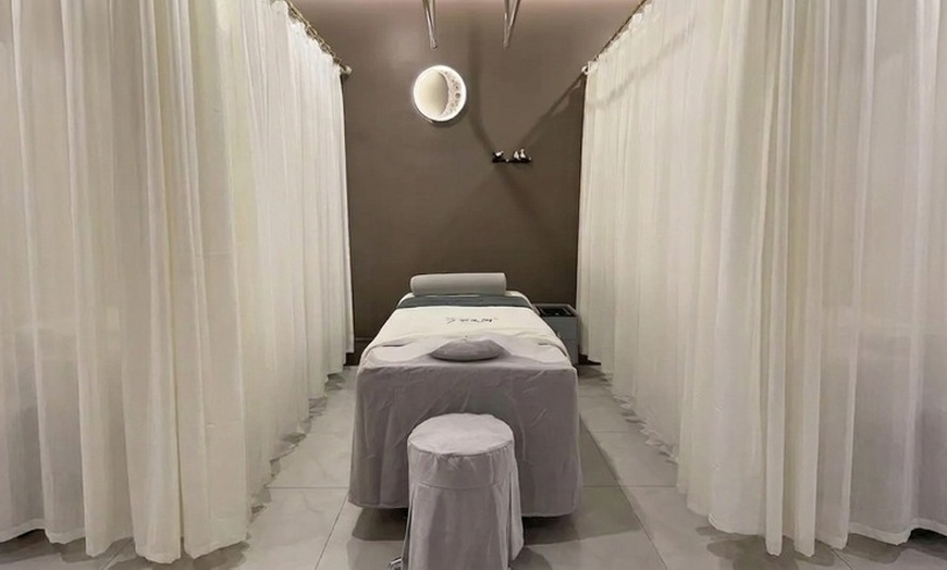Image 2: Reflexology & Deep Tissue Massages | Golden Foot Rub
