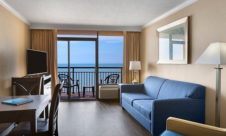 Image 20: Myrtle Beach Oceanfront Resort with Lazy River