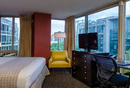 Standard Queen Room with Bunk Bed