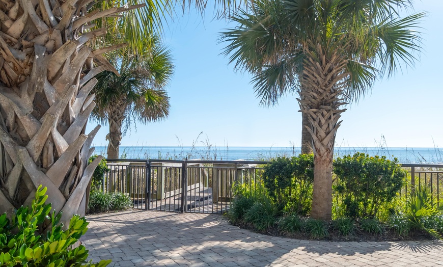 Image 25: Myrtle Beach Oceanfront Resort with Waterpark