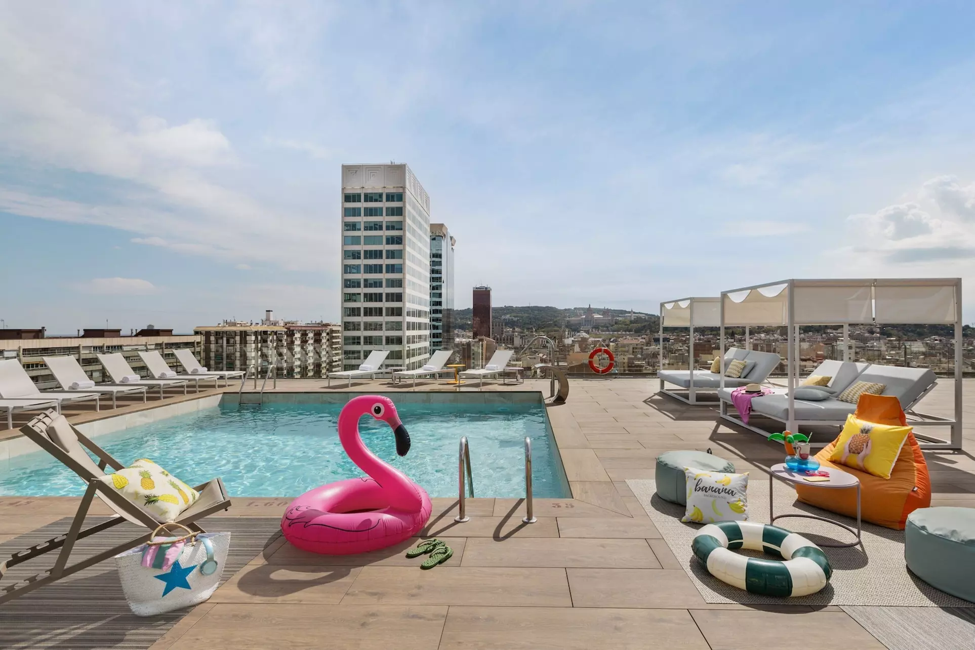 Moxy Barcelona - Primary Image