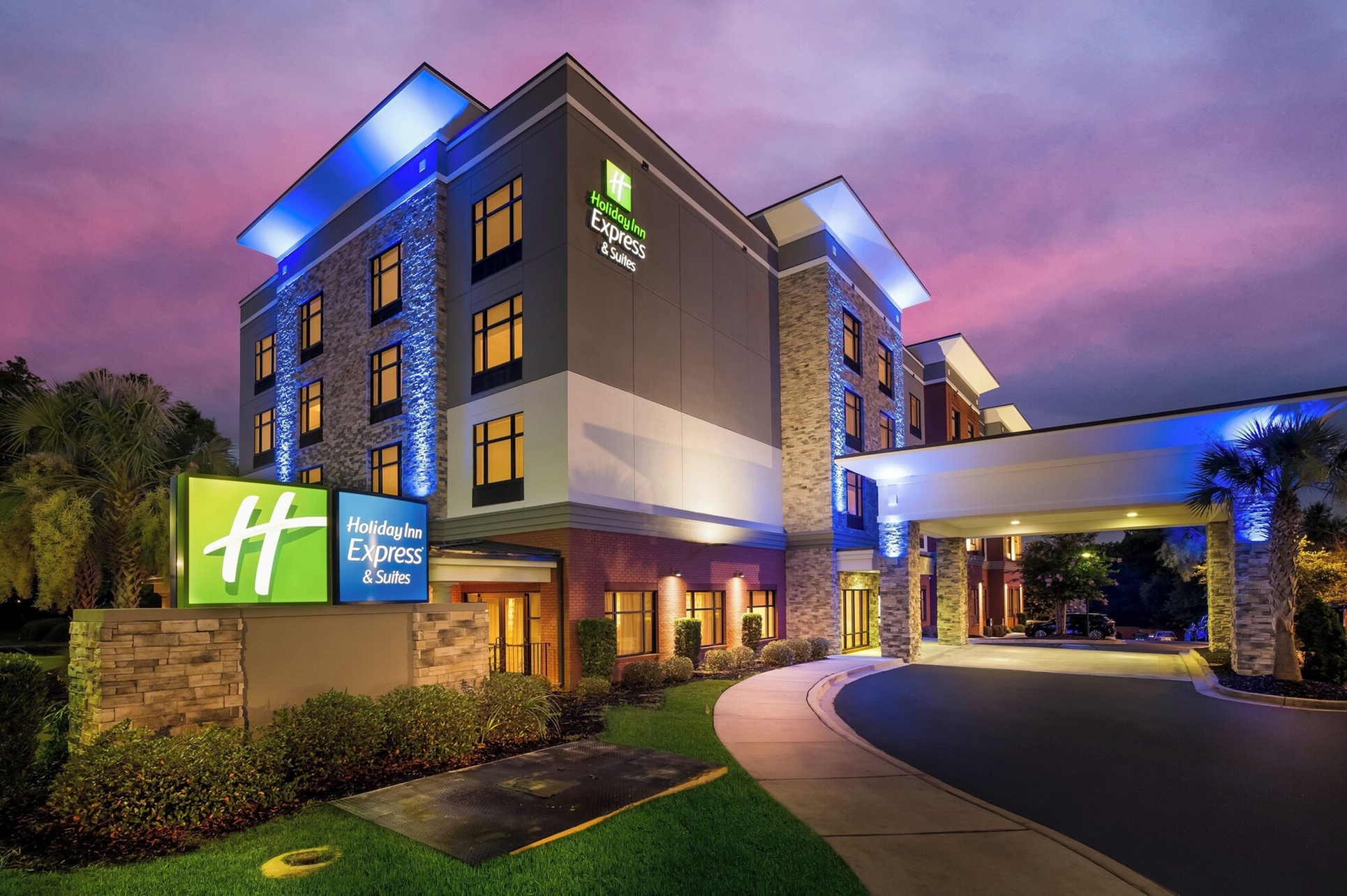 Holiday Inn Express & Suites Lexington by IHG