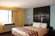 Super 8 by Wyndham Warrenton - Second Medium