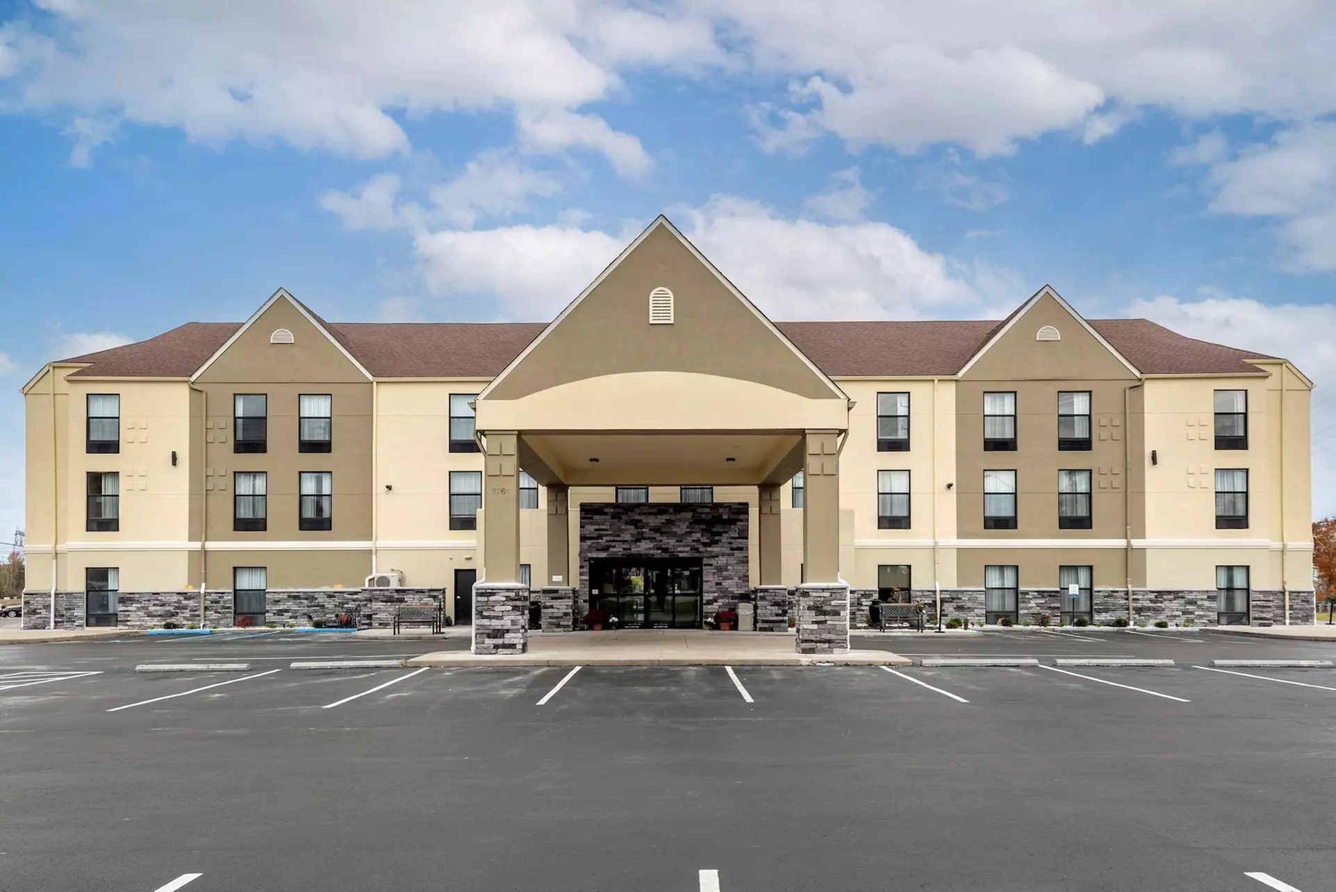 Comfort Inn - Primary Image