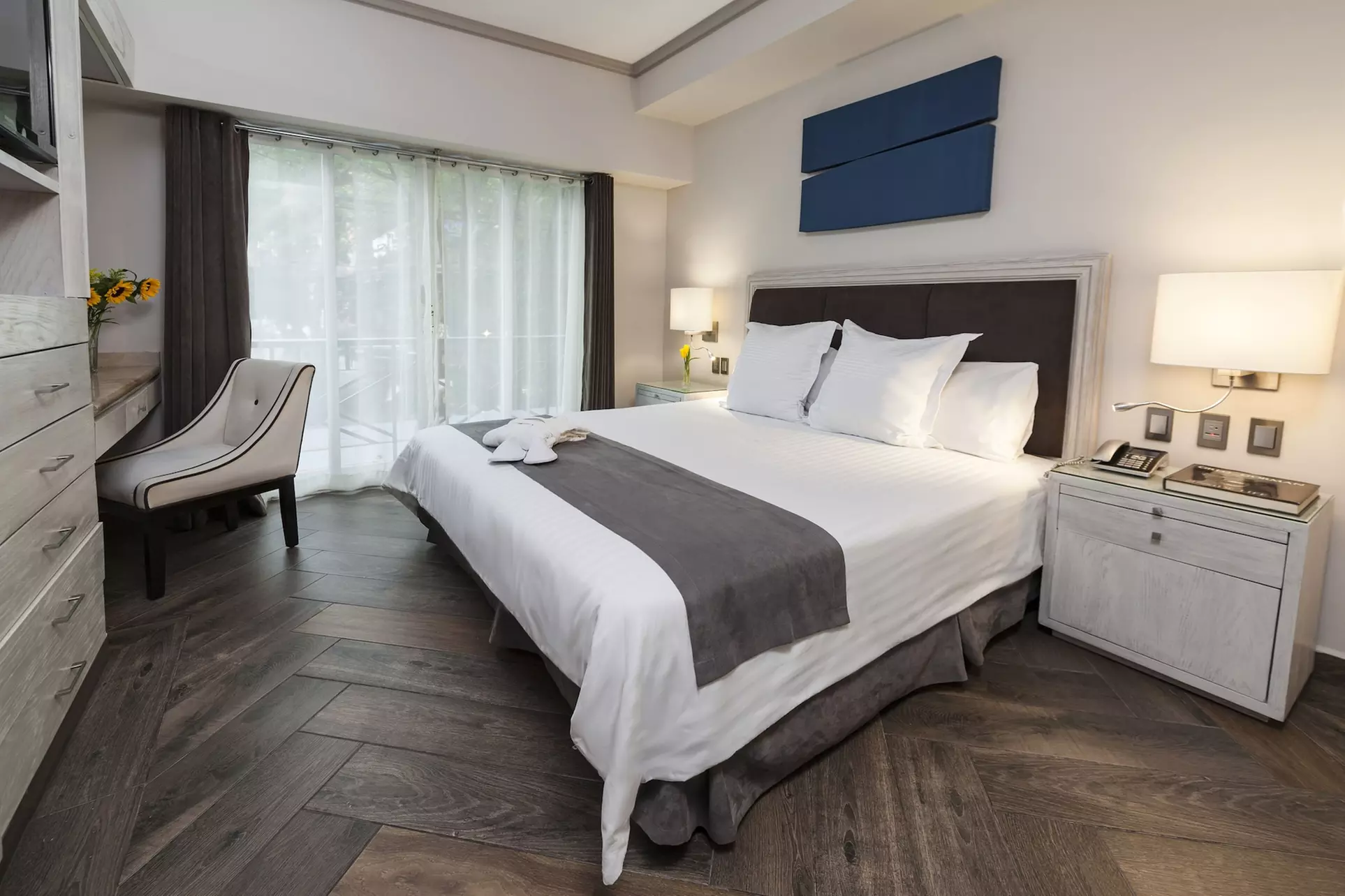 Suites Del Angel - Primary Image