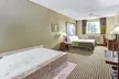 Super 8 by Wyndham Gurnee - Second Medium