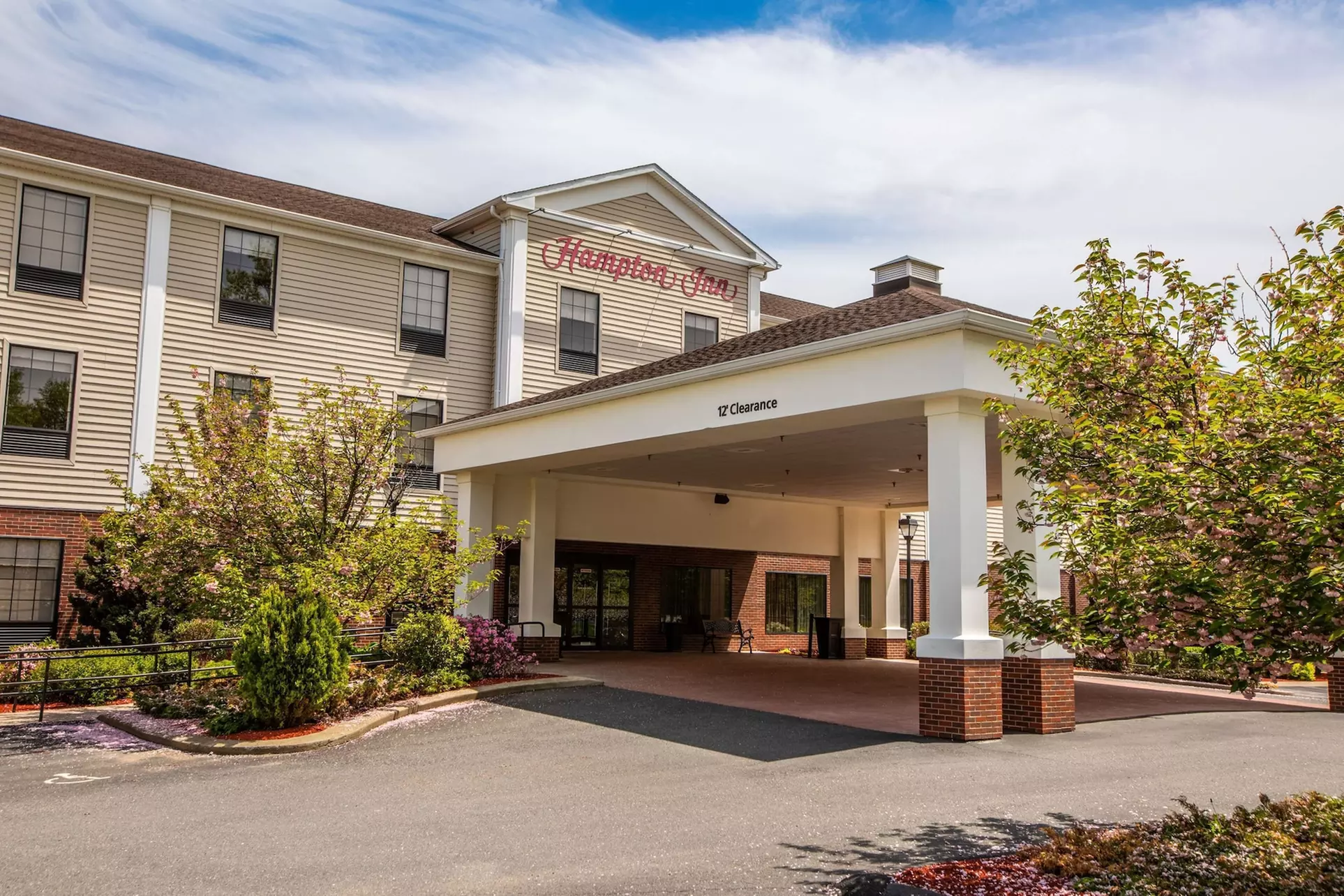Hampton Inn Hadley-Amherst Area - Primary Image