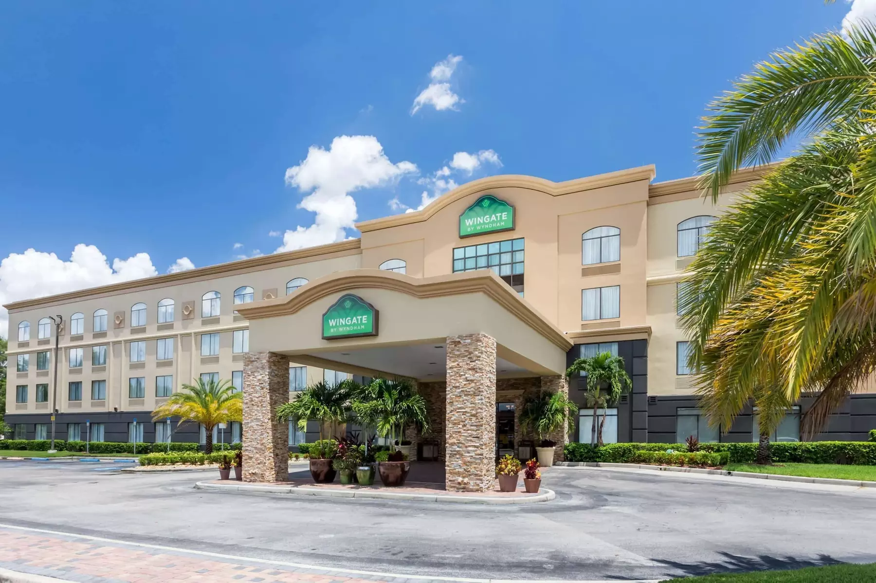 Wingate by Wyndham Convention Ctr Closest Universal Orlando - Primary Image