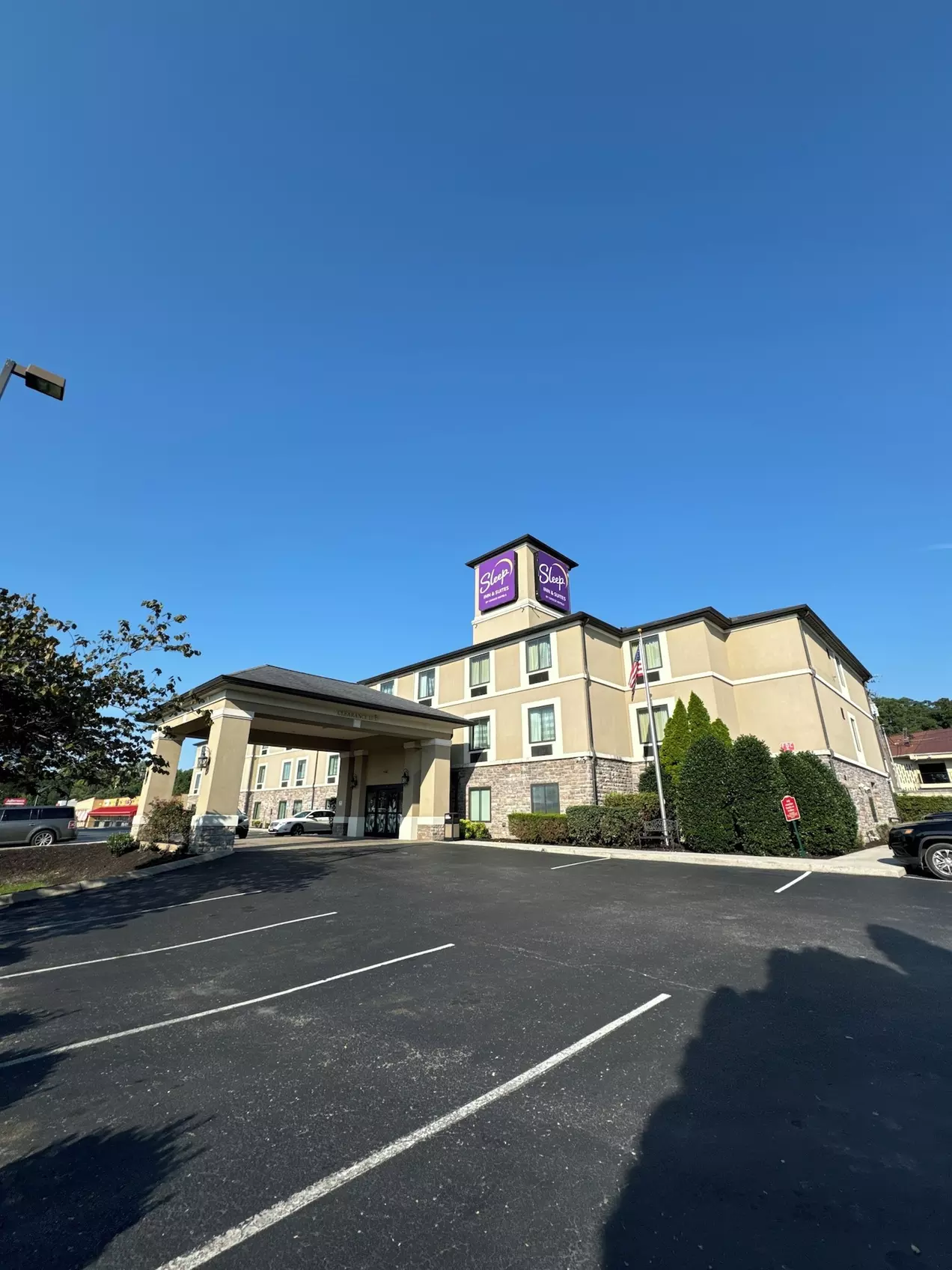 Sleep Inn And Suites Manchester - Primary Image