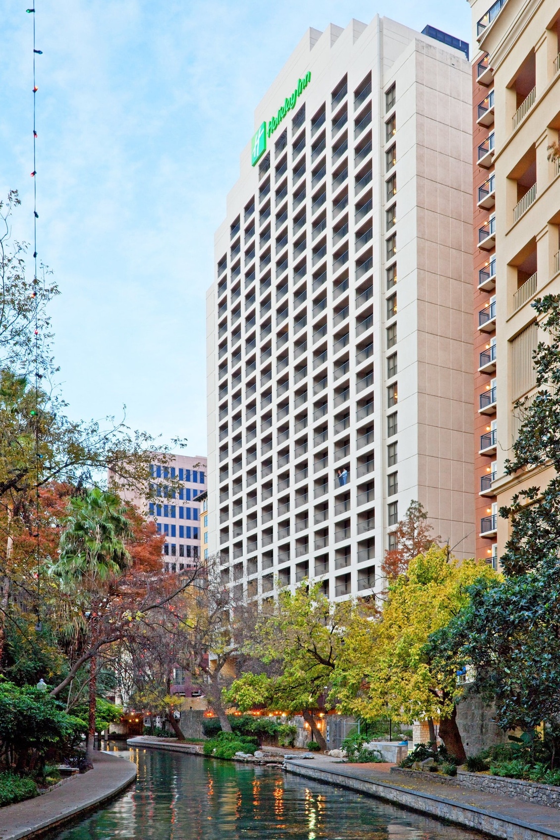Holiday Inn San Antonio - Riverwalk by IHG