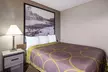 Super 8 by Wyndham Owatonna - Second Medium