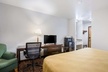 Econo Lodge Milwaukee Airport - Second Medium