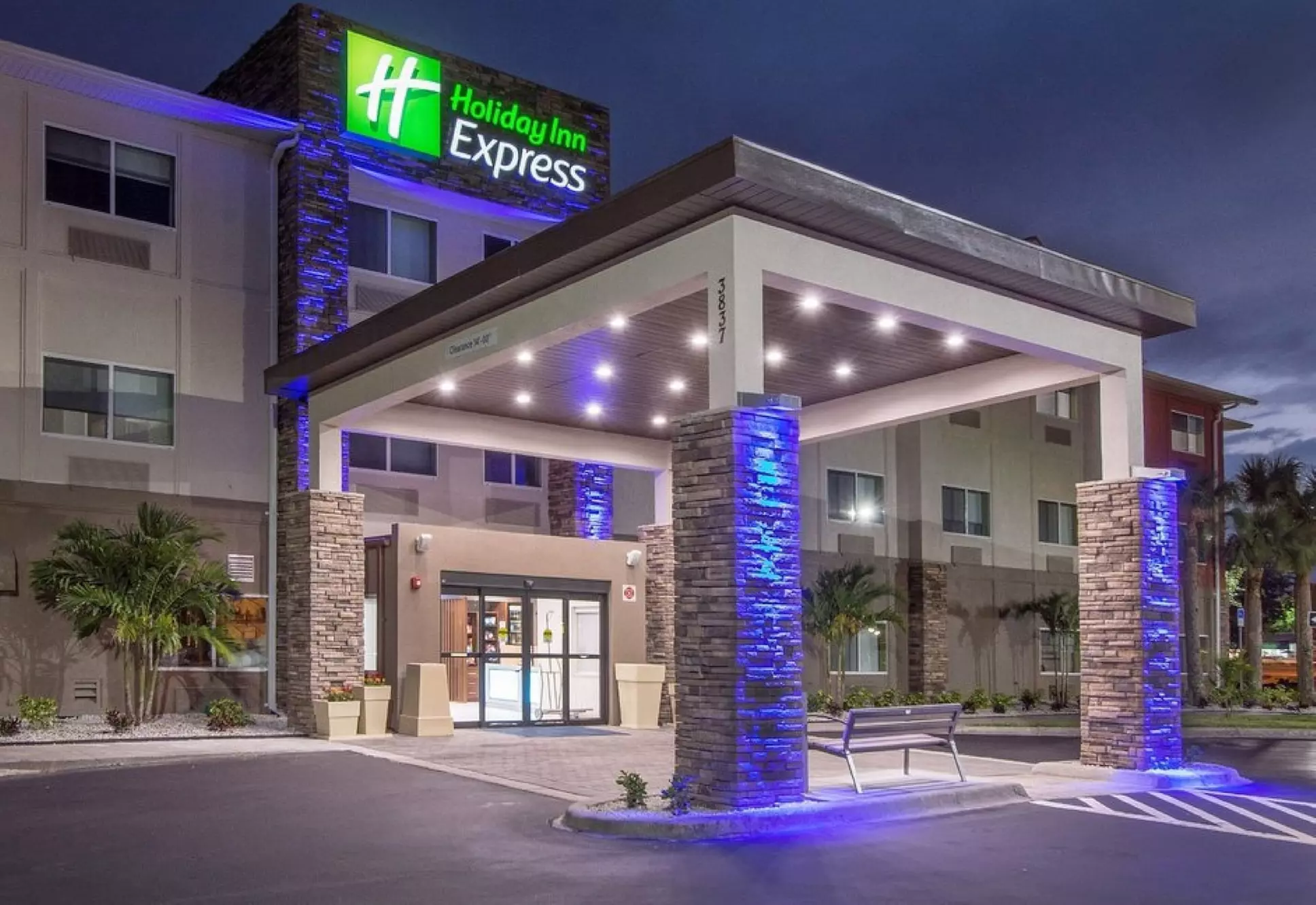 Holiday Inn Express Naples South I-75 by IHG - Primary Image