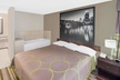 Super 8 by Wyndham Bay St. Louis - Second Medium