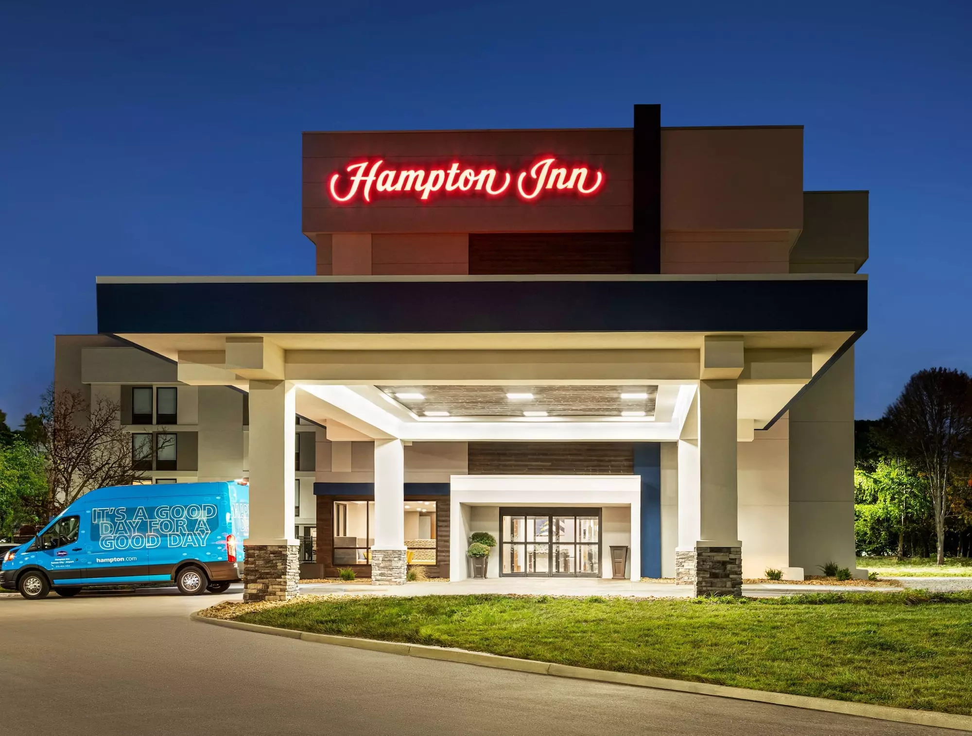 Hampton Inn Kansas City-Airport - Primary Image
