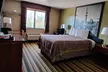 Super 8 by Wyndham Champaign - Second Medium