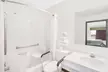 Days Inn by Wyndham York - Second Medium
