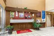 Econo Lodge Inn & Suites - Second Medium