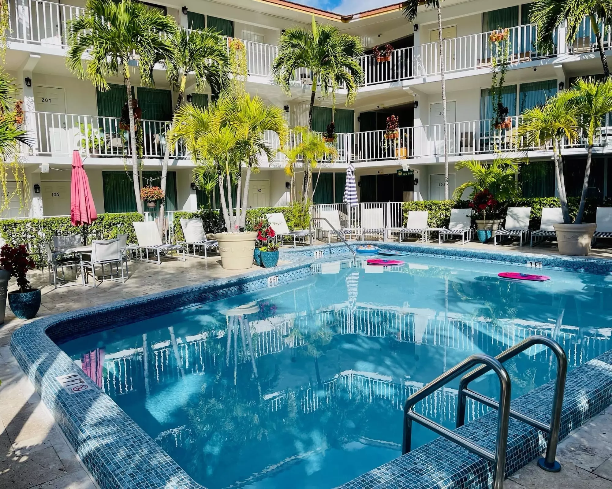 Ocean Mile Hotel - Primary Image
