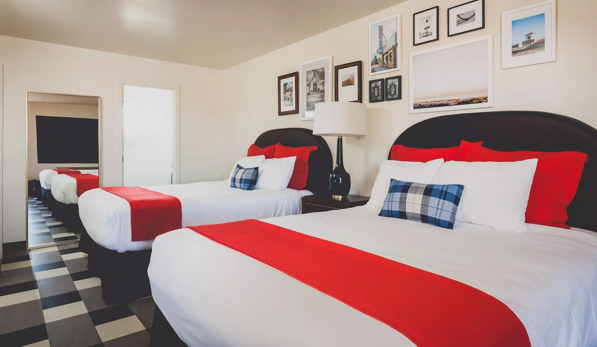 LiA Hotel - Primary Image