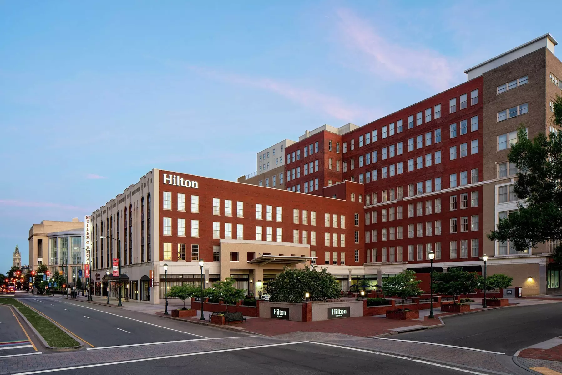 Hilton Richmond Downtown - Primary Image