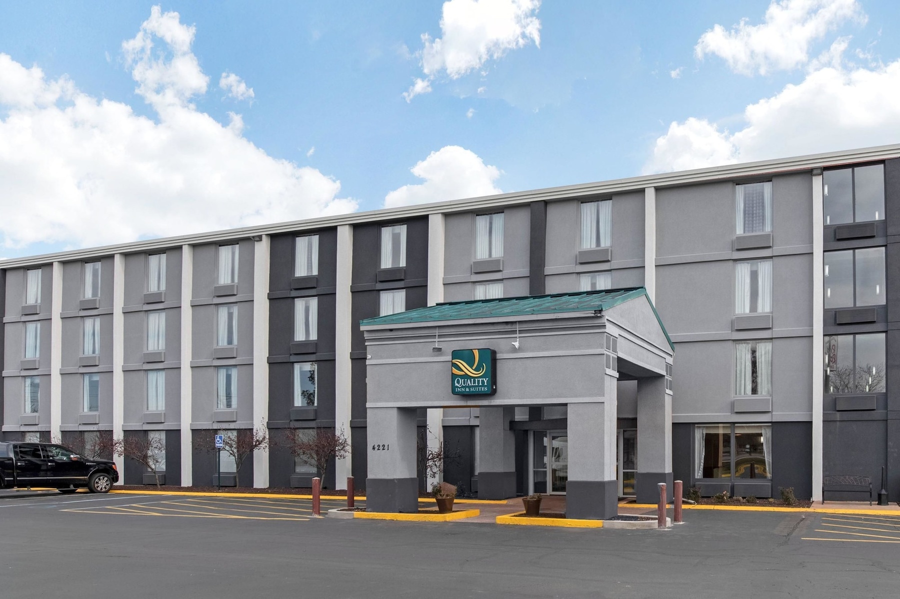 Quality Inn & Suites Lafayette I-65