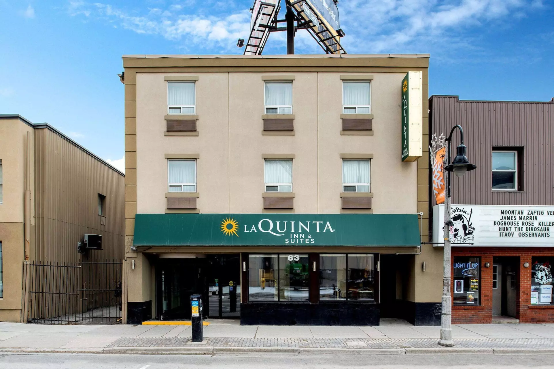 La Quinta Inn & Suites by Wyndham Oshawa - Primary Image
