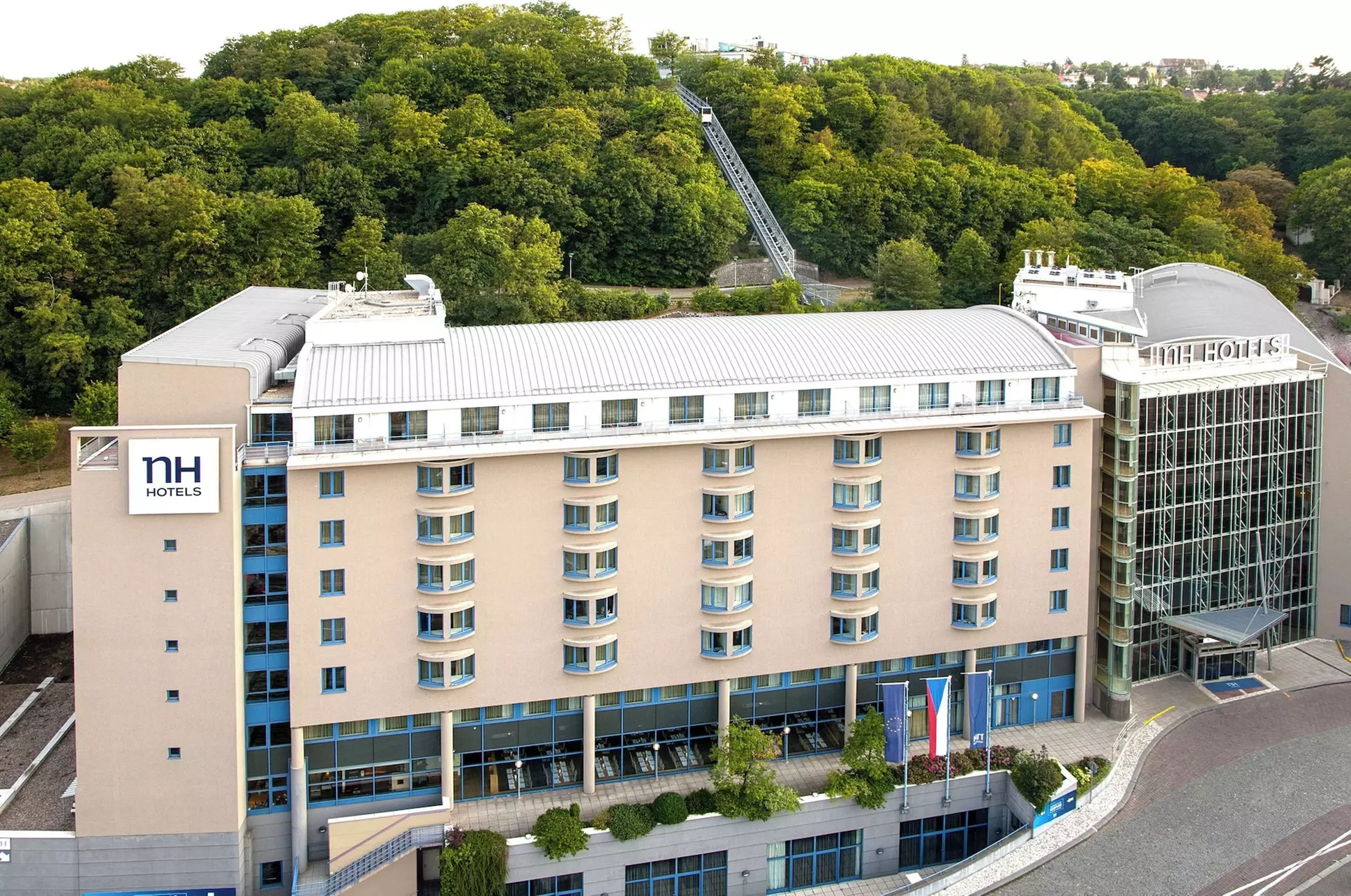 NH Prague City - Primary Image