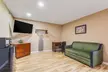 Econo Lodge Shelbyville - Second Medium
