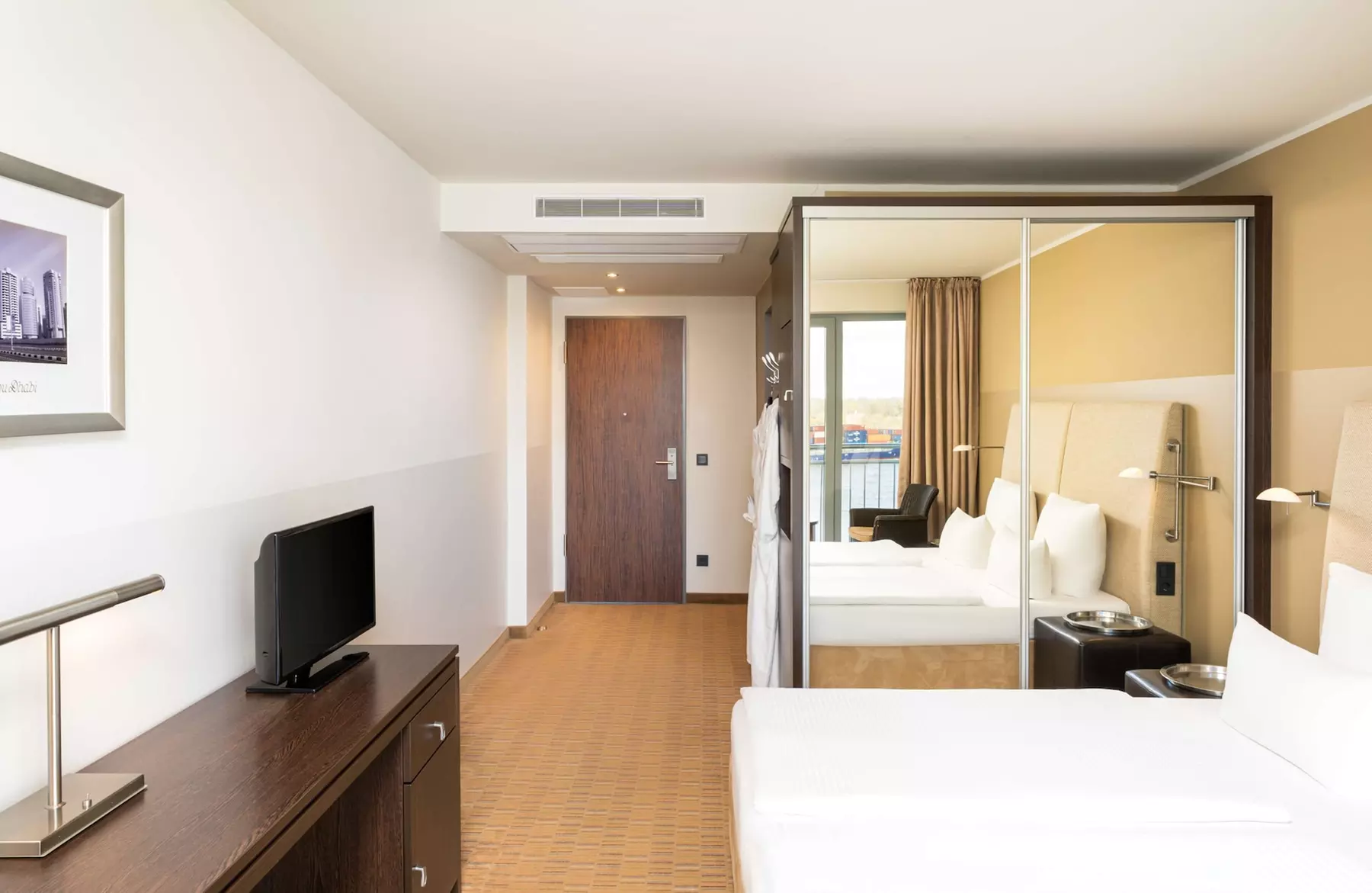 Elaya Hotel Hamburg Finkenwerder - Primary Image