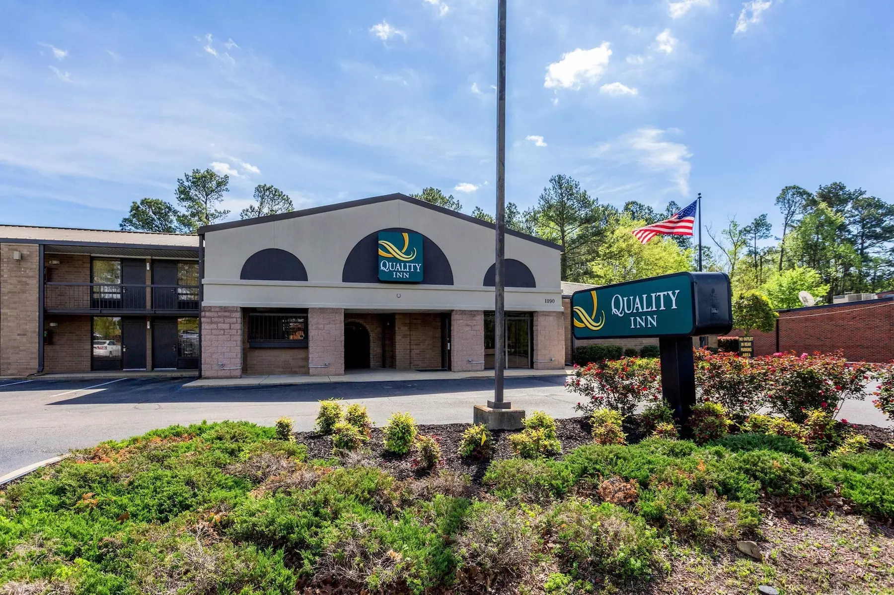 Quality Inn Tupelo Central - Primary Image