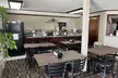 Super 8 by Wyndham Lexington - Second Medium