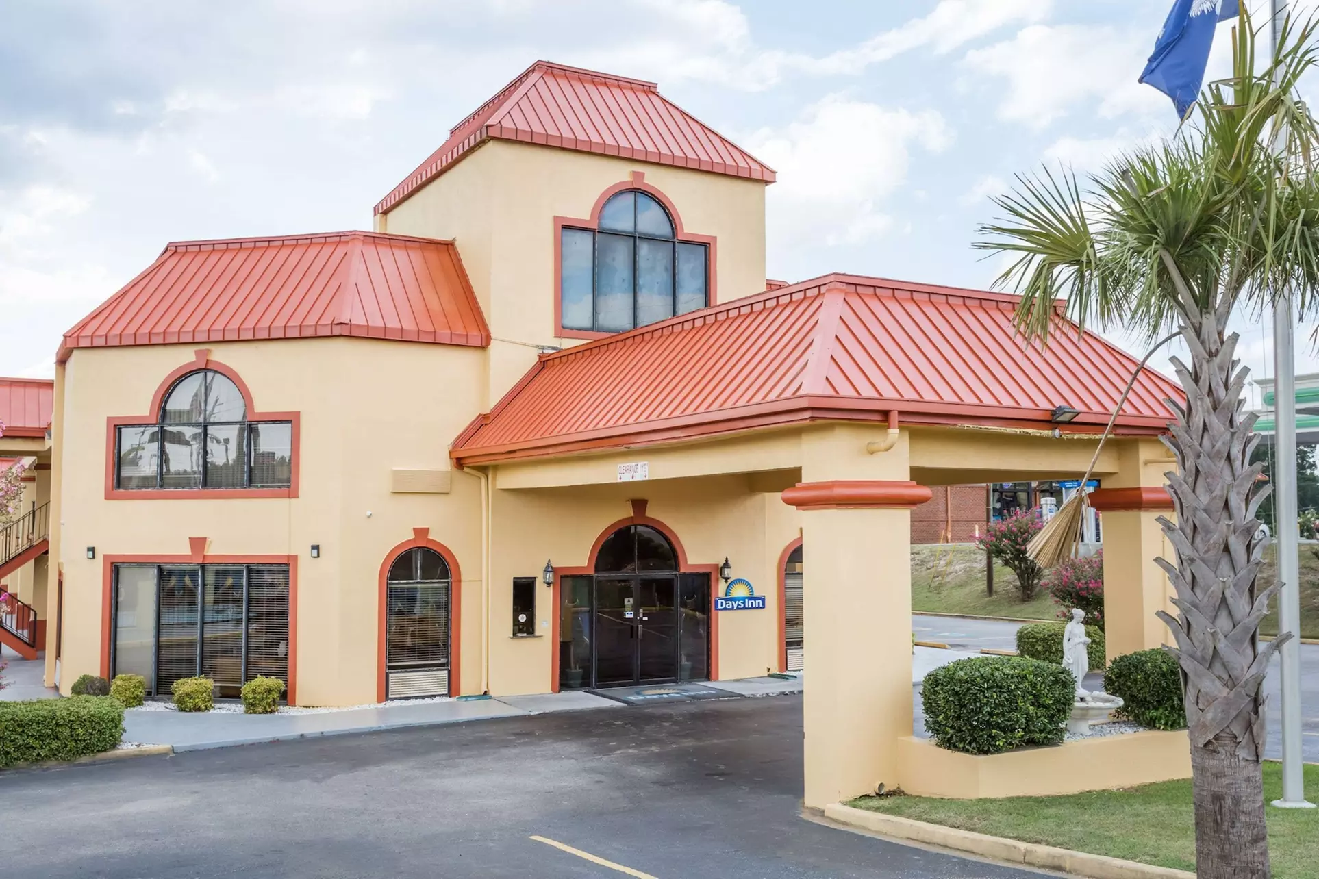 Days Inn by Wyndham Orangeburg - Primary Image