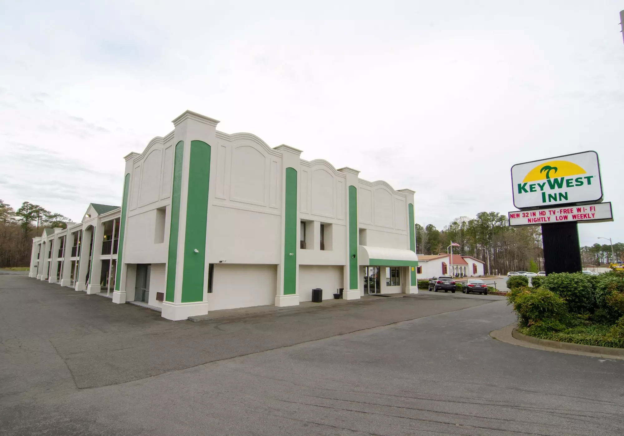 Key West Inn - Newport News - Primary Image