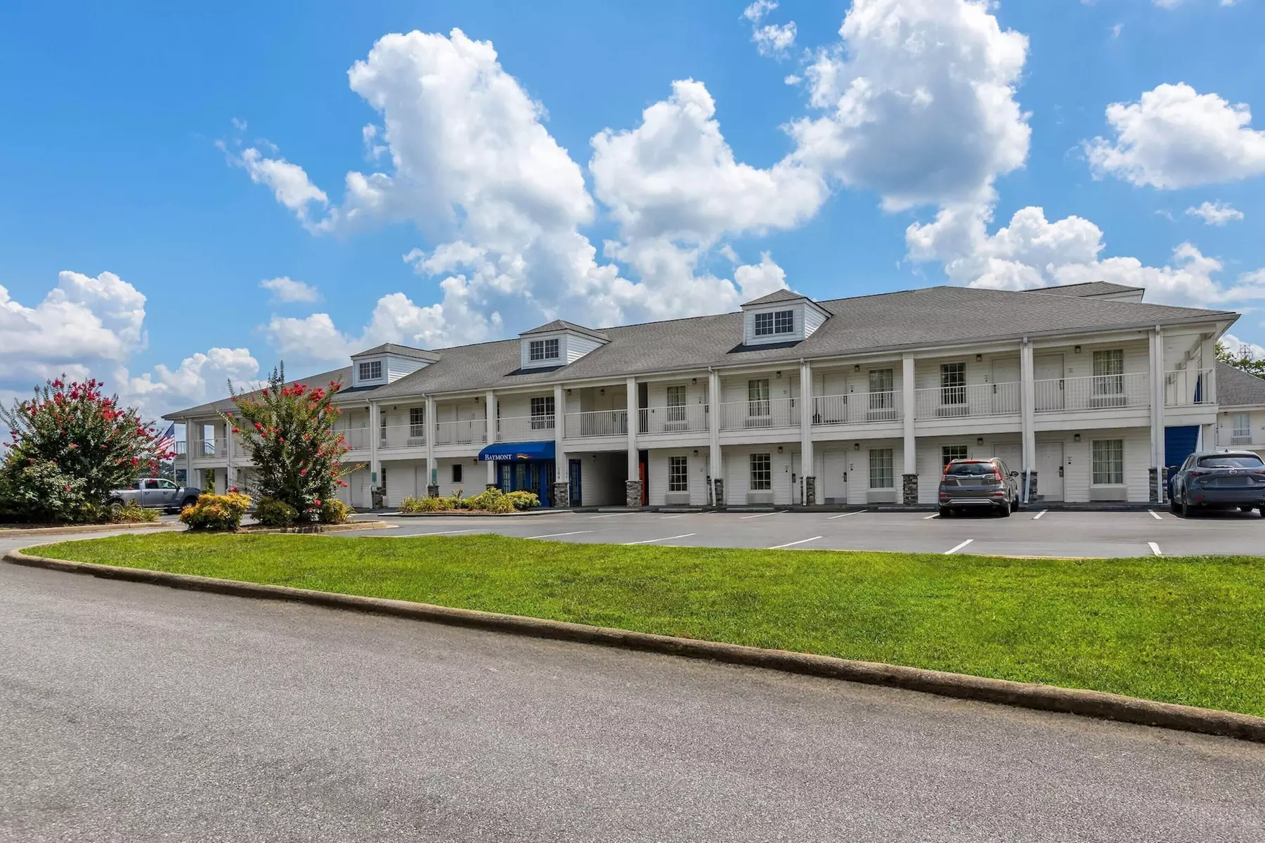 Baymont by Wyndham Forest City - Primary Image