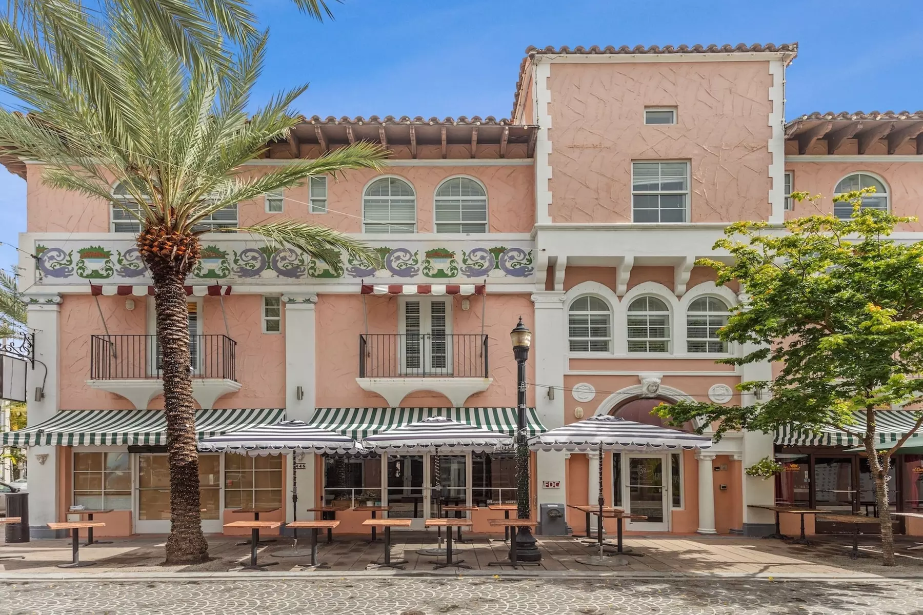 Kasa El Paseo Miami Beach - Primary Image