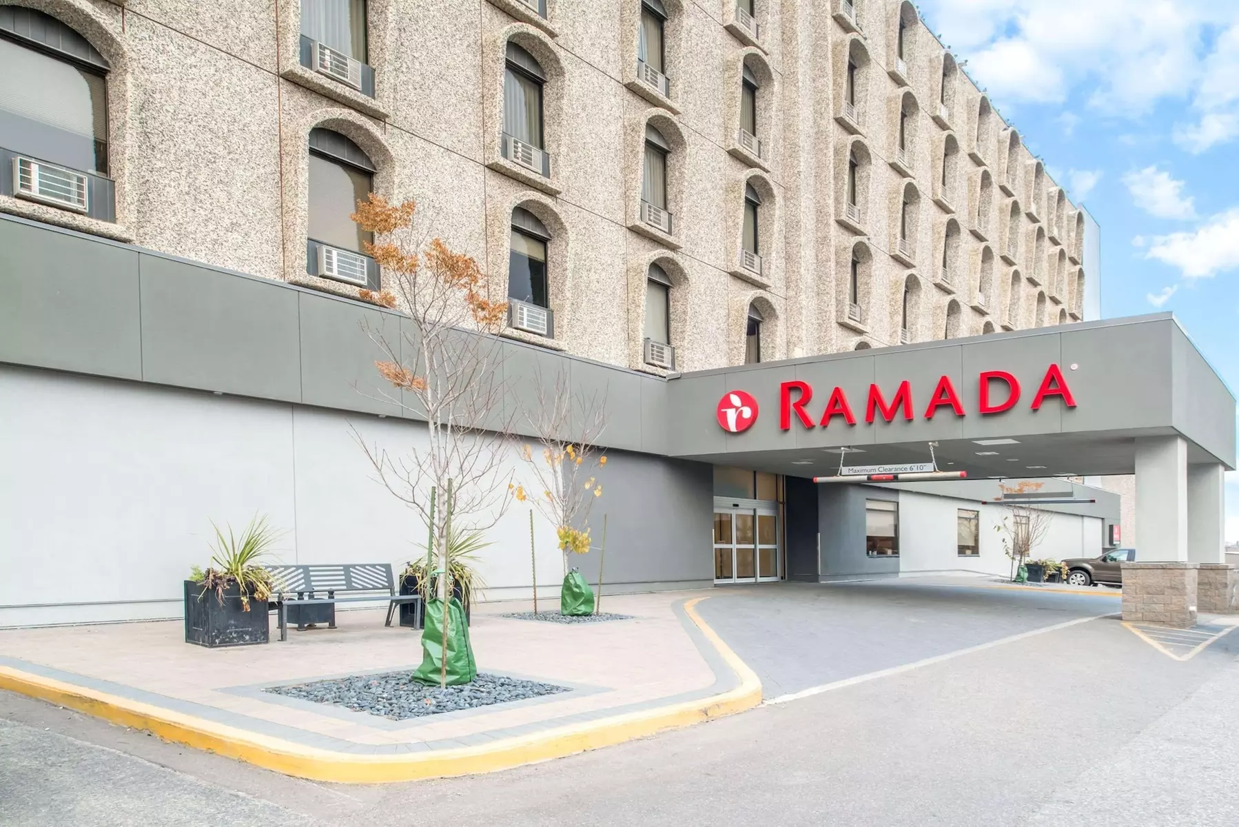 Ramada by Wyndham Saskatoon - Primary Image